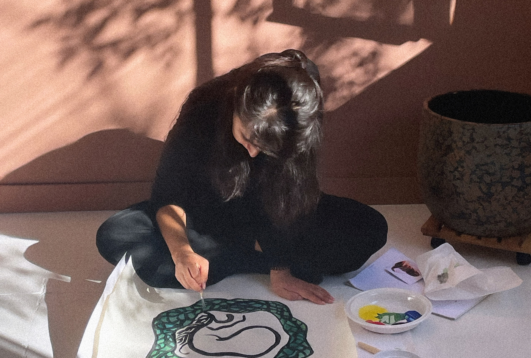 Taller de arteterapia para el desarrollo personal y la expresión emocional.